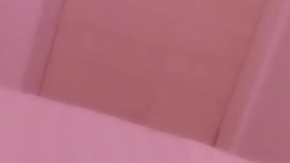 妹子前期有说有笑，后期被操哭了要回家