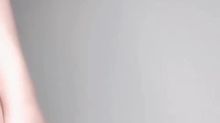 [精品推荐] 清纯学妹 唯美自慰