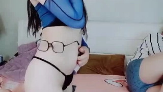 张伟没开过苞的技校小狗
