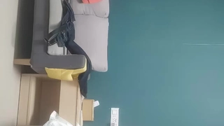 办公室恋情曝光?! 大胸女职员被公司主管操到瘫软在床上
