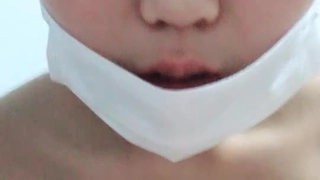 眼镜妹子携自己的男友无套啪啪女上位打桩下下到底，肉色丝袜丰满大屁股，双双高潮，倒插射嘴口爆第02集