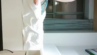 超美女神主播憨出骚姿弄首露脸诱惑秀