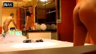 电子书免费下载网站完美乳形！女上位大奶子一晃一晃的完全受不了。最后乳交夹射！太顶了